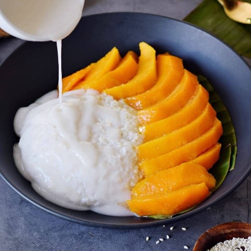 Mango and Sweet Sticky Rice.